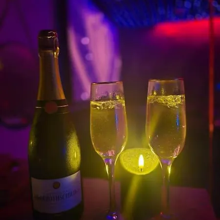 Romantique Jacuzzi Apartment Vieille-Toulouse