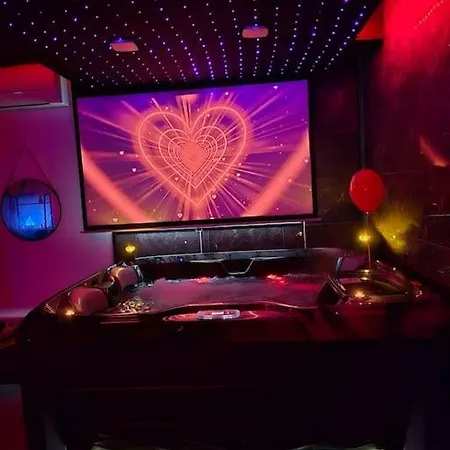 Loft Romantique ~jacuzzi Privatif~ Sejour Amoureux *